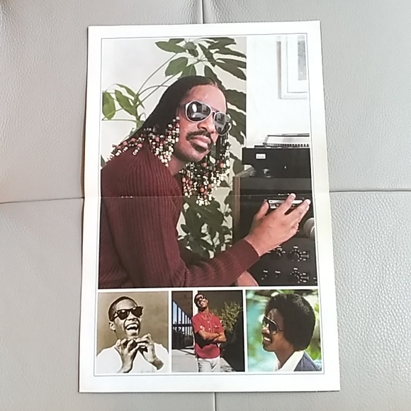 Stevie Wonder's Hotter Than July Musical Picnic Tour Program - Picture 3 of 4